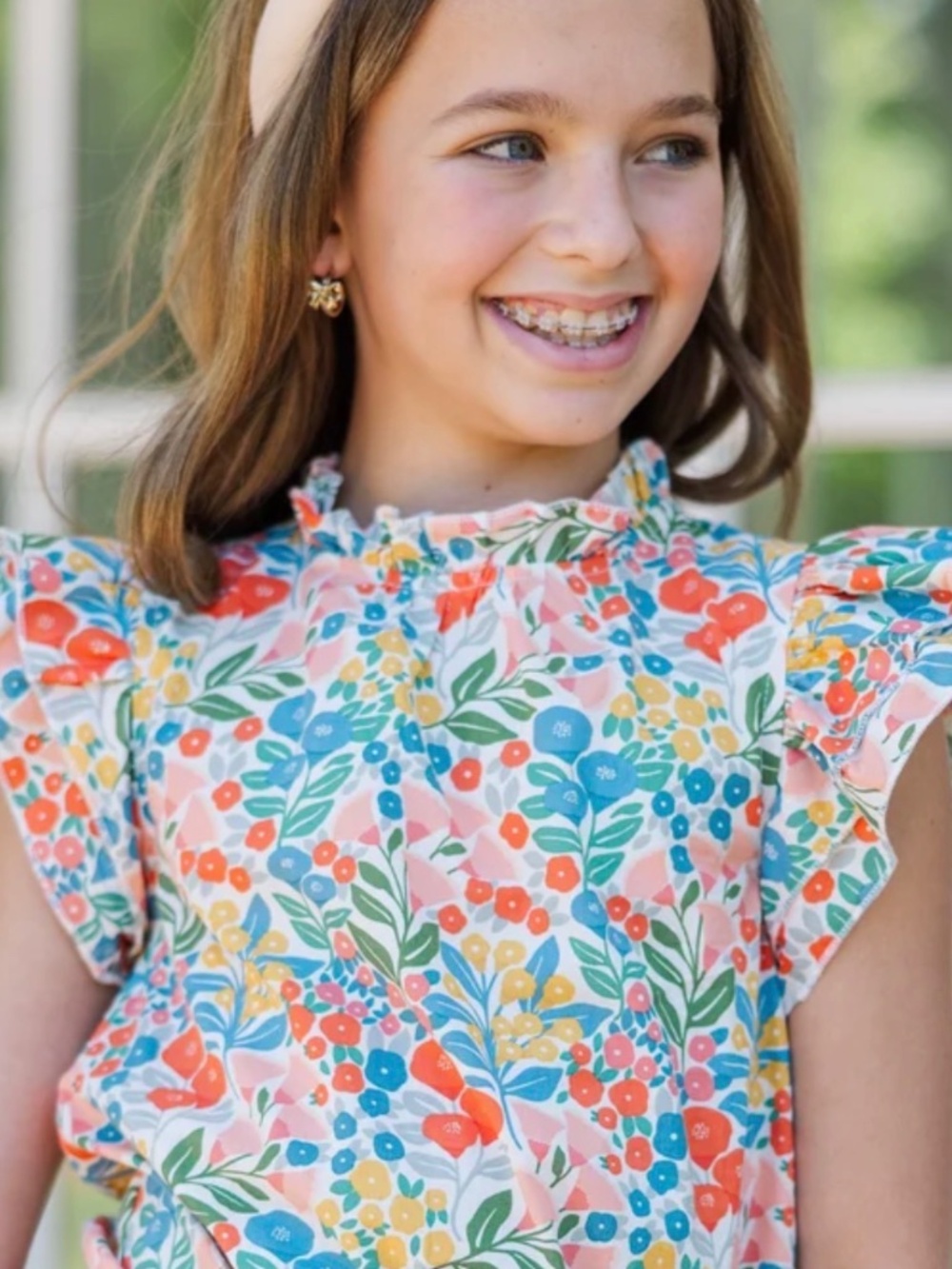 Girls: a true beauty green floral blouse